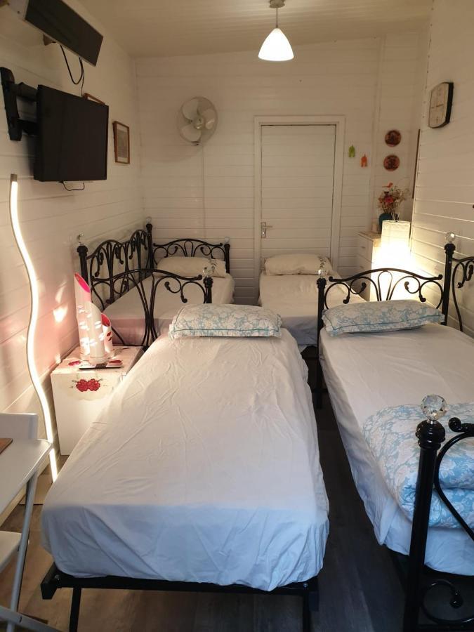 Private Extension With Bathroom And Kitchen Appartement *